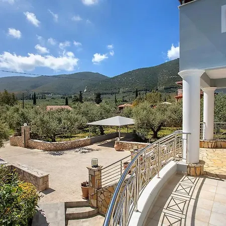 Lianolia Villa Skoulikado